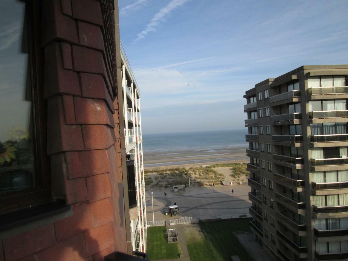 De Panne Plaza Apartamento Exterior foto